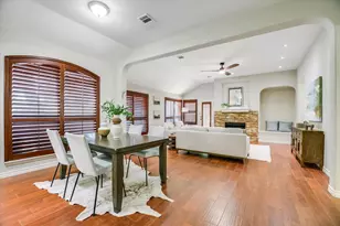 1601 Lynnville Trail, Austin, TX 78727 - Photo 5
