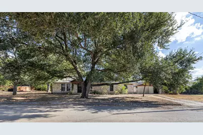 517 First Street, Lexington, TX 78947 - Photo 1