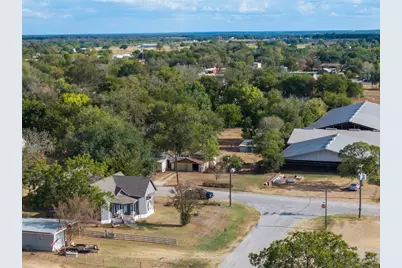 517 First Street, Lexington, TX 78947 - Photo 29