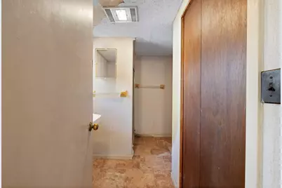 517 First Street, Lexington, TX 78947 - Photo 15