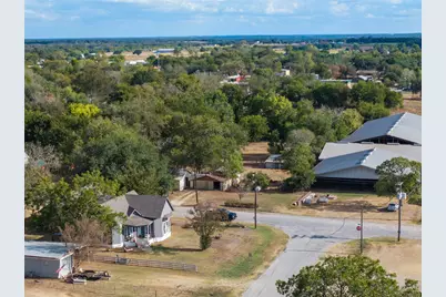 517 First Street, Lexington, TX 78947 - Photo 29