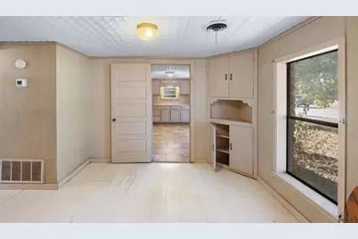 517 First Street, Lexington, TX 78947 - Photo 9