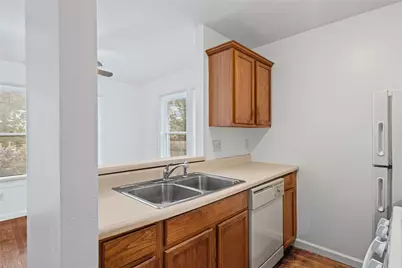 1307 Concho Street #A, Austin, TX 78702 - Photo 7
