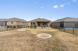 512 Rockport St, Georgetown, TX 78633 - Photo 25