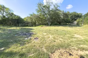 1869 Young Ln, Lockhart, TX 78644 - Photo 21