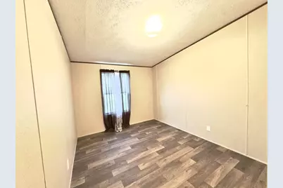 1869 Young Lane, Lockhart, TX 78644 - Photo 11