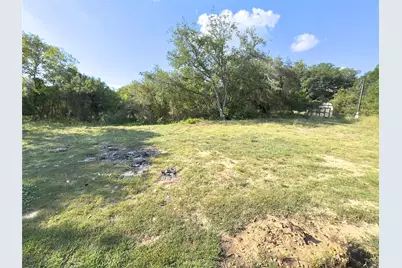 1869 Young Lane, Lockhart, TX 78644 - Photo 21
