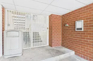 3115 Helms St, Austin, TX 78705 - Photo 23