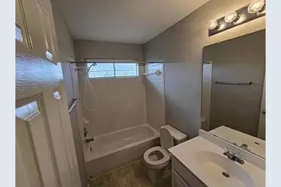 811 Chiselpoint Cove, Round Rock, TX 78681 - Photo 11