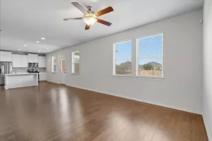 3801 Soft Shore Ln, Pflugerville, TX 78660 - Photo 5