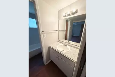 308 E 34th Street #201, Austin, TX 78705 - Photo 9