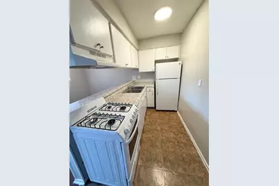 308 E 34th Street #201, Austin, TX 78705 - Photo 3