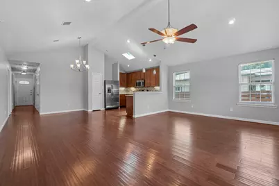 2321 E 5th Street, Austin, TX 78702 - Photo 5