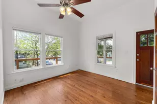 705 Waller St, Austin, TX 78702 - Photo 7