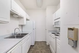 12166 Metric Blvd, Austin, TX 78758 - Photo 3