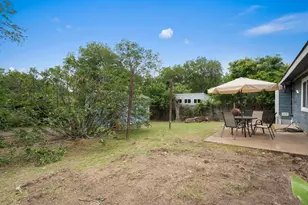 5800 Breezewood Dr, Austin, TX 78745 - Photo 23