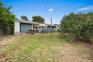 5800 Breezewood Dr, Austin, TX 78745 - Photo 21