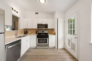 5800 Breezewood Dr, Austin, TX 78745 - Photo 7