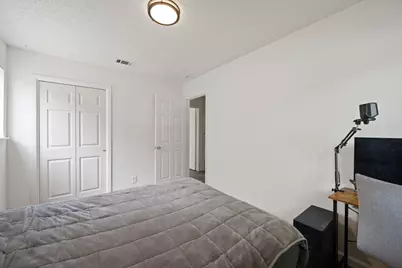 5800 Breezewood Drive, Austin, TX 78745 - Photo 17