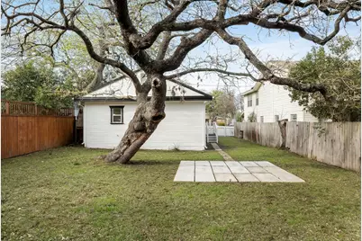 1313 E 13th Street, Austin, TX 78702 - Photo 33