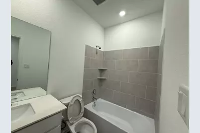 17704 Sage Thrasher Drive, Pflugerville, TX 78660 - Photo 7
