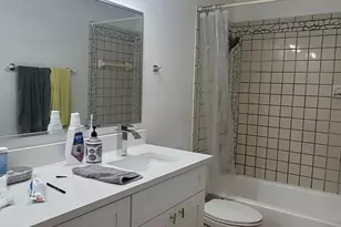 712 W 21st St, Austin, TX 78705 - Photo 11