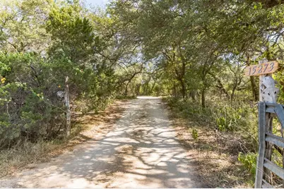 15273 Fm 150 Highway W, Driftwood, TX 78619 - Photo 9