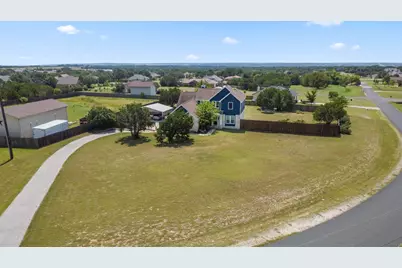 208 Dawn Drive, Liberty Hill, TX 78642 - Photo 35