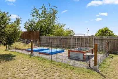 208 Dawn Drive, Liberty Hill, TX 78642 - Photo 29