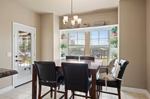 208 Dawn Dr, Liberty Hill, TX 78642 - Photo 11