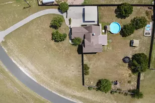 208 Dawn Dr, Liberty Hill, TX 78642 - Photo 33