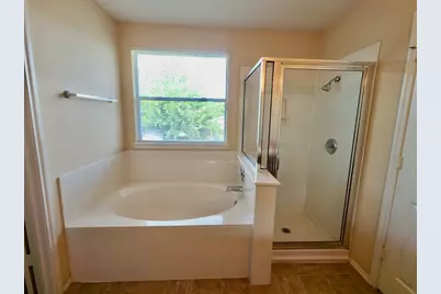 7412 Cayenne Lane, Austin, TX 78741 - Photo 15