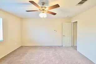 7412 Cayenne Ln, Austin, TX 78741 - Photo 13