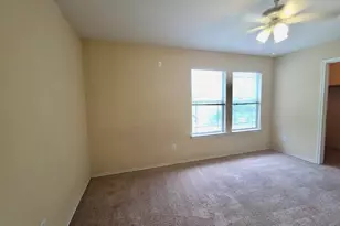 7412 Cayenne Ln, Austin, TX 78741 - Photo 19