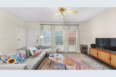 712 W 21st Street #203, Austin, TX 78705 - Photo 3