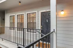 712 W 21st St, Austin, TX 78705 - Photo 13