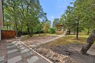 275 W Oak Loop, Cedar Creek, TX 78612 - Photo 7
