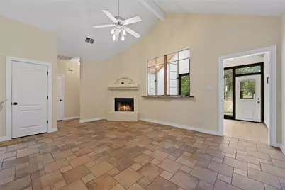 275 W Oak Loop, Cedar Creek, TX 78612 - Photo 5