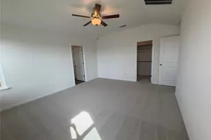 110 Holmby Dr, Hutto, TX 78634 - Photo 7