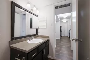 6808 S I-35 Frontage Rd, Austin, TX 78745 - Photo 19