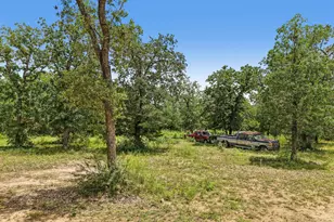 499 Bridgestone Ct, Lockhart, TX 78644 - Photo 21