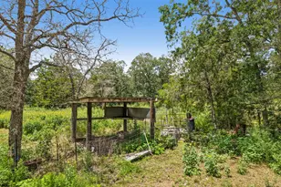 499 Bridgestone Ct, Lockhart, TX 78644 - Photo 23