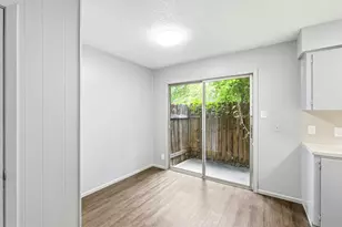 2319 Greenfield Pkwy, Austin, TX 78741 - Photo 7
