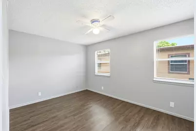 2319 Greenfield Parkway #105, Austin, TX 78741 - Photo 15
