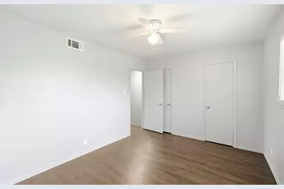2319 Greenfield Parkway #105, Austin, TX 78741 - Photo 13