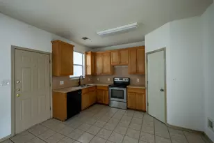 8901 Parkfield Dr, Austin, TX 78758 - Photo 5