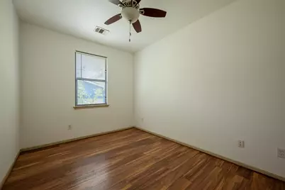 8901 Parkfield Drive, Austin, TX 78758 - Photo 13