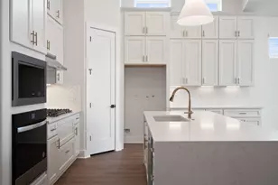 12104 Fennec Wy, Austin, TX 78758 - Photo 9