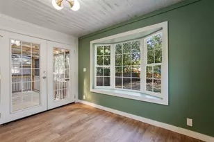 1176 Graham St, Austin, TX 78702 - Photo 7