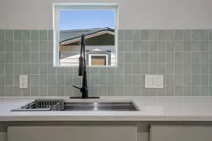 1176 Graham St, Austin, TX 78702 - Photo 7